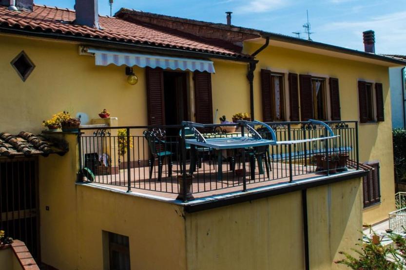 Apartament Casa Ricciardi Chianni Zewnętrze zdjęcie