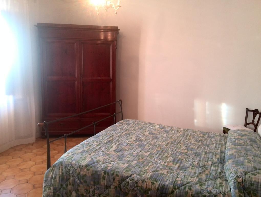 Apartament Casa Ricciardi Chianni Pokój zdjęcie